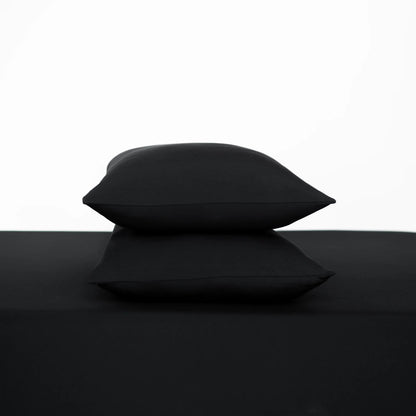 Fitted Sheet with Pillowcases in Midnight